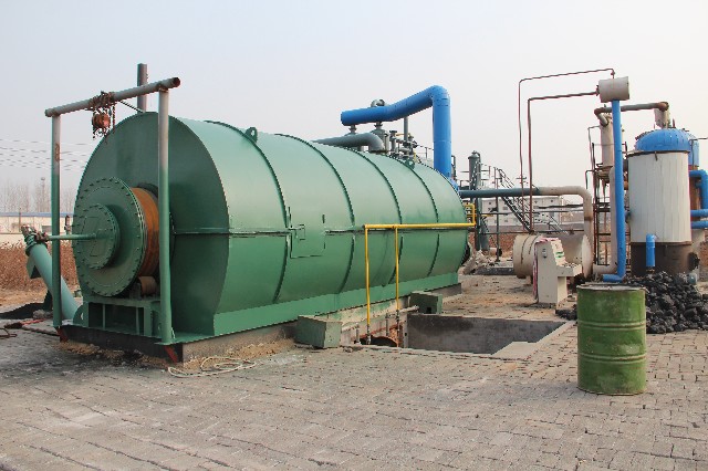 Supplier of used tire to oil machine