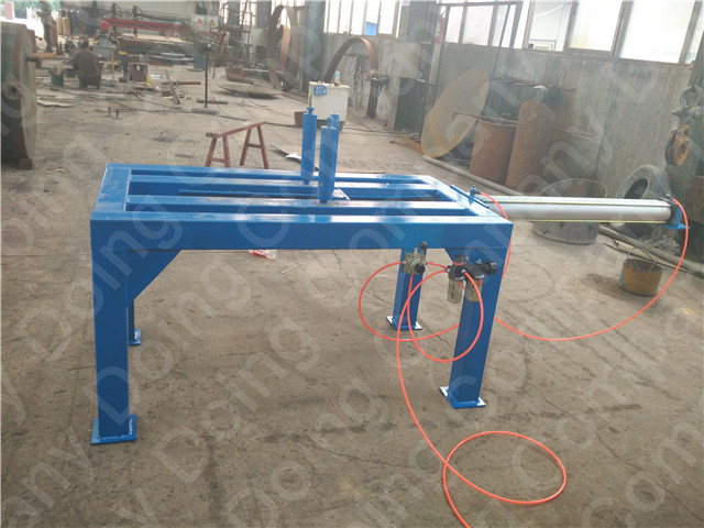 Tire baler