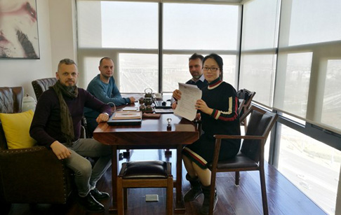 Customer from Ukraine come to sign contract of one set 12T/D waste tire recycling to oil machine