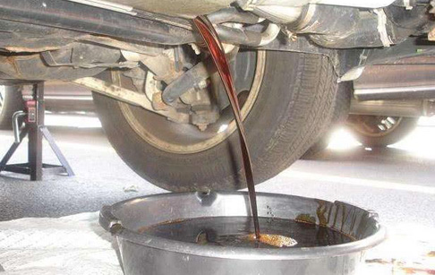 What can be done with old engine oil？