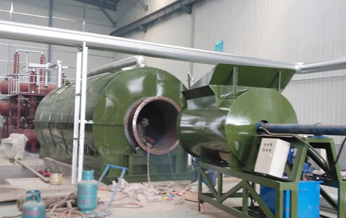 Two sets 12T waste tyre to fuel oil machine installed in Anhui, China