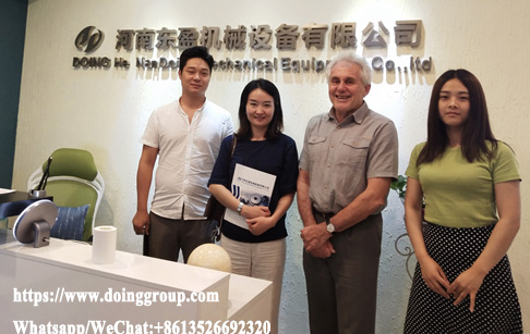 Two New Zealand customers visited Henan DOING